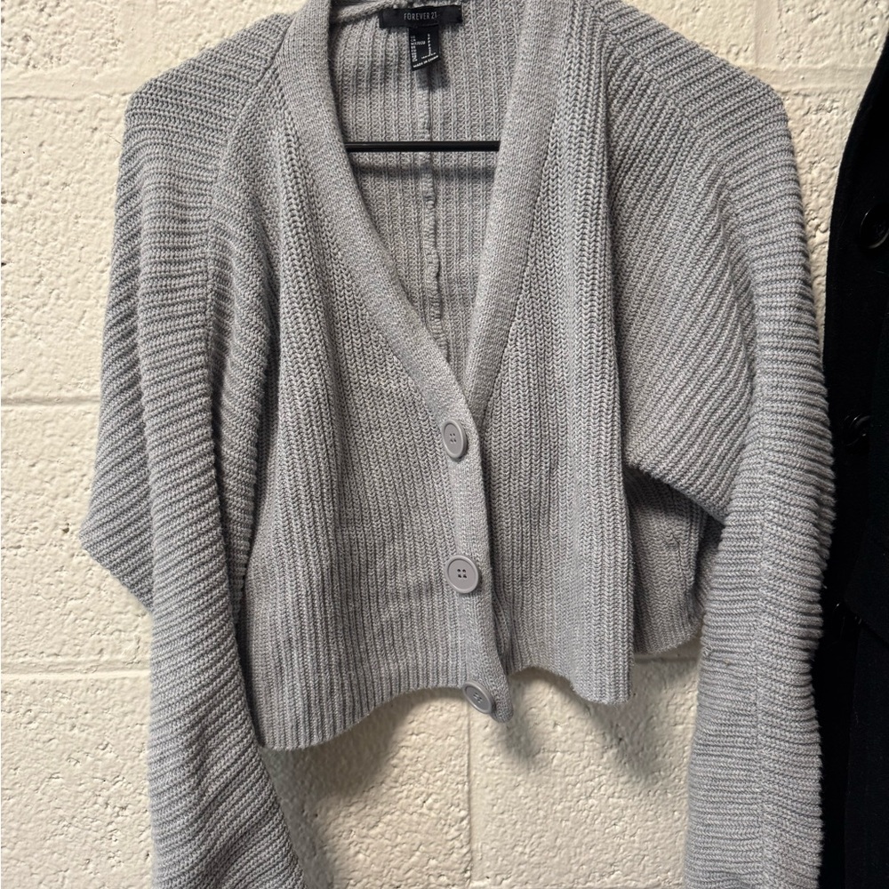 Forever 21 Light Gray Cropped Button-Up Cardigan